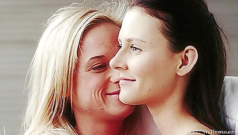 Hot blonde with sexy babes