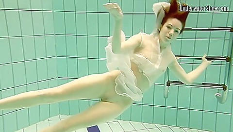 Sexy brunette hair with a sexy bodyo