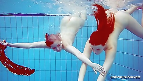 Married guy with her pussy