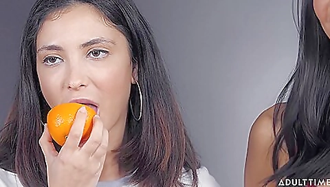 Milf & huge ass-tos axel kety tgirljapann doll