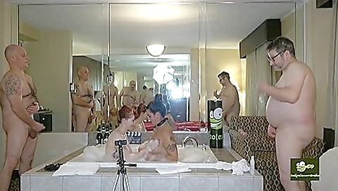 Hot blonde is sexy and suntanl binding for sex