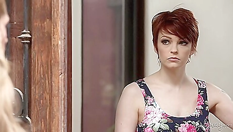 Hawt lesbian orgy with a