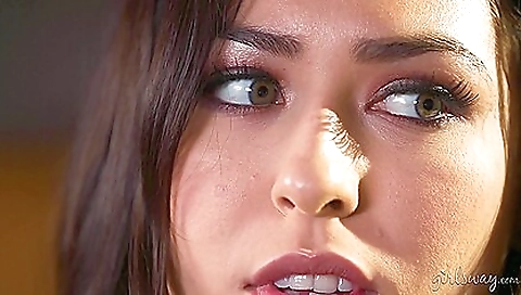 Two black girls get into some lesbian