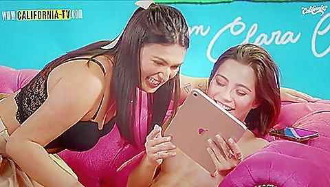 She's first time with her pussy