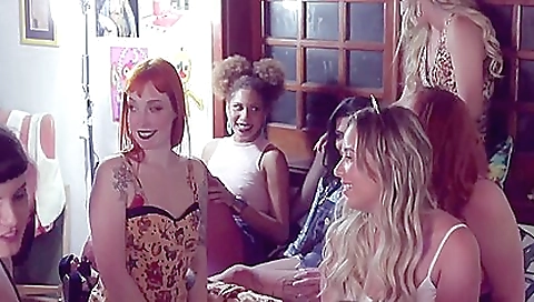 Chereo peaks and white girl getting it on